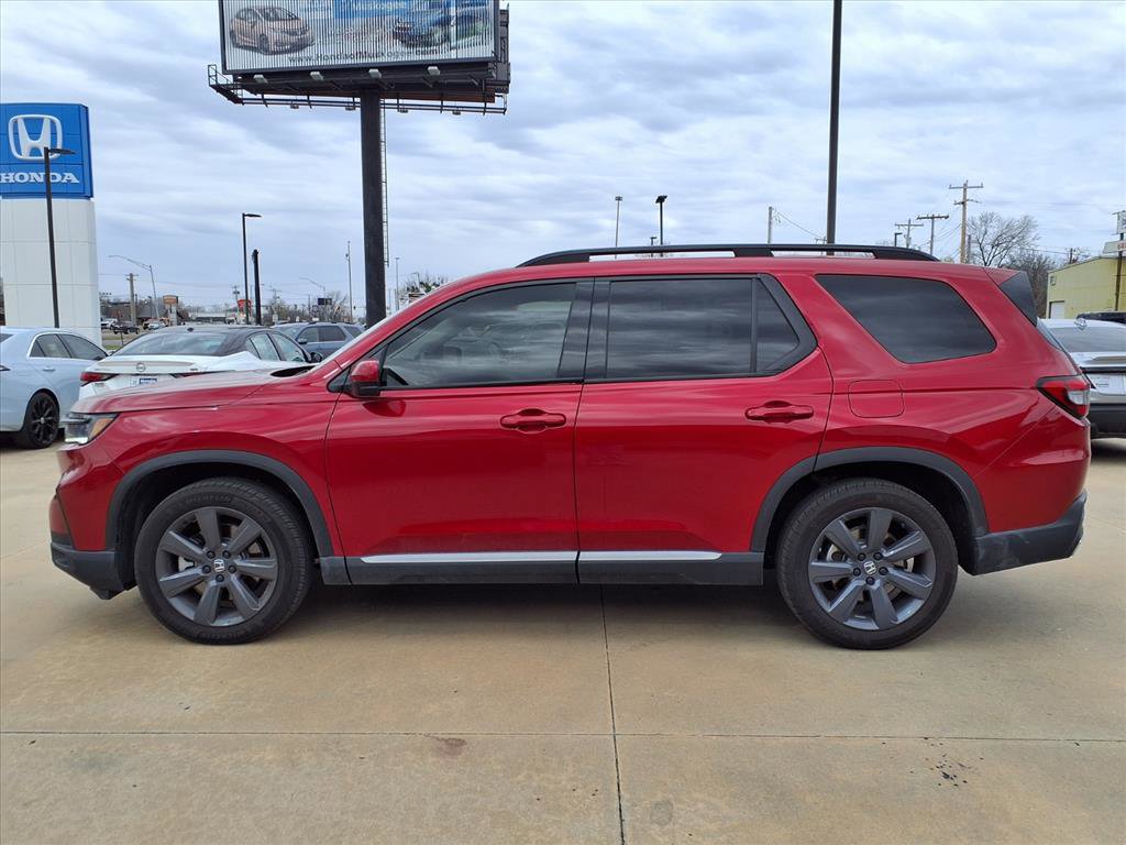 Used 2025 Honda Pilot Touring image 25