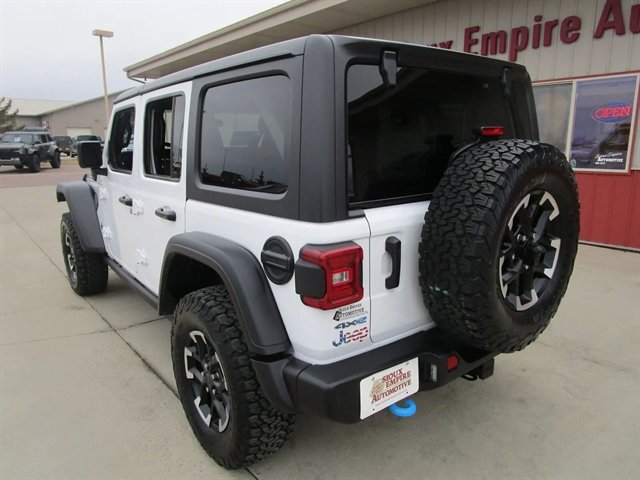 Used 2024 Jeep Wrangler Unlimited Rubicon 4xe image 9