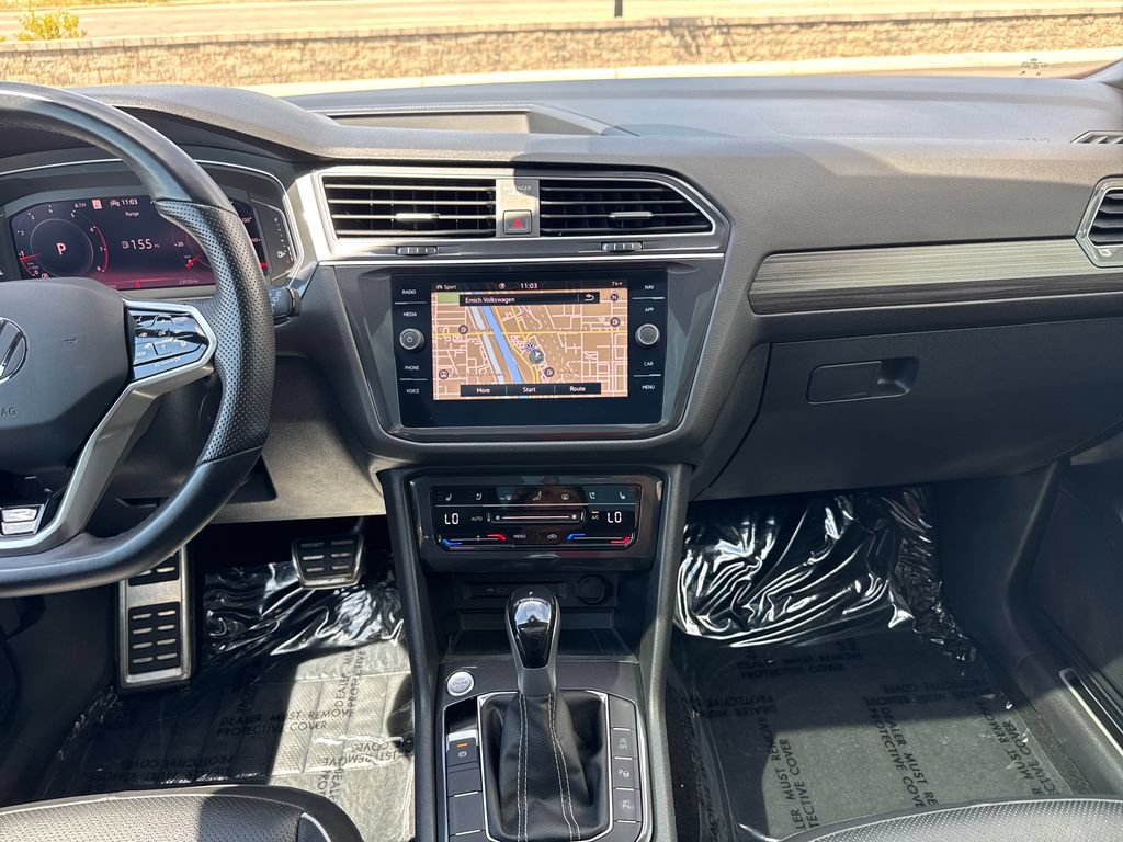 Certified 2023 Volkswagen Tiguan SEL R-Line AWD/4WD image 26