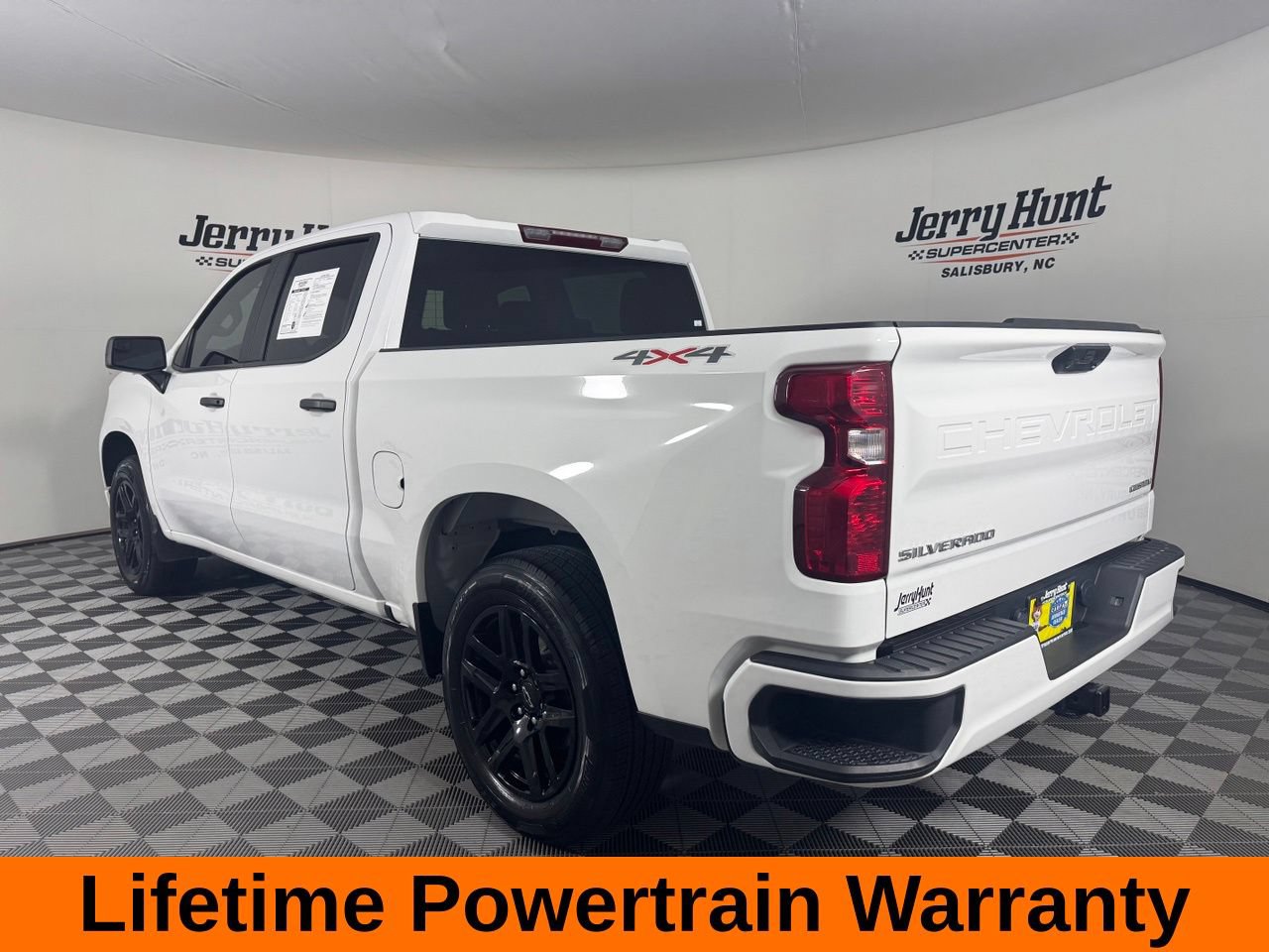 Used 2025 Chevrolet Silverado 1500 Custom AWD/4WD image 10