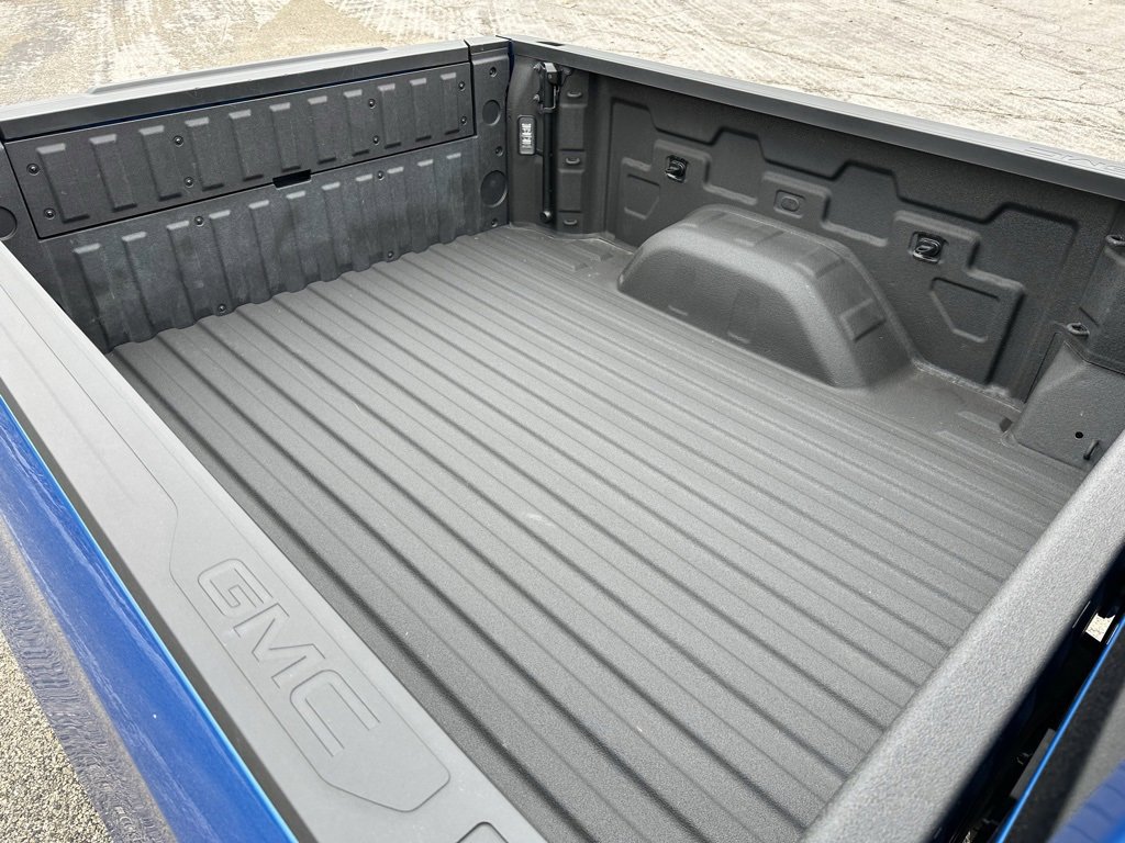 Used 2022 GMC Sierra 1500 AT4 w/ AT4 Premium Package image 10