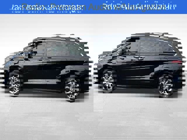 Used 2022 Toyota Sienna XSE w/ XSE Plus Package image 7