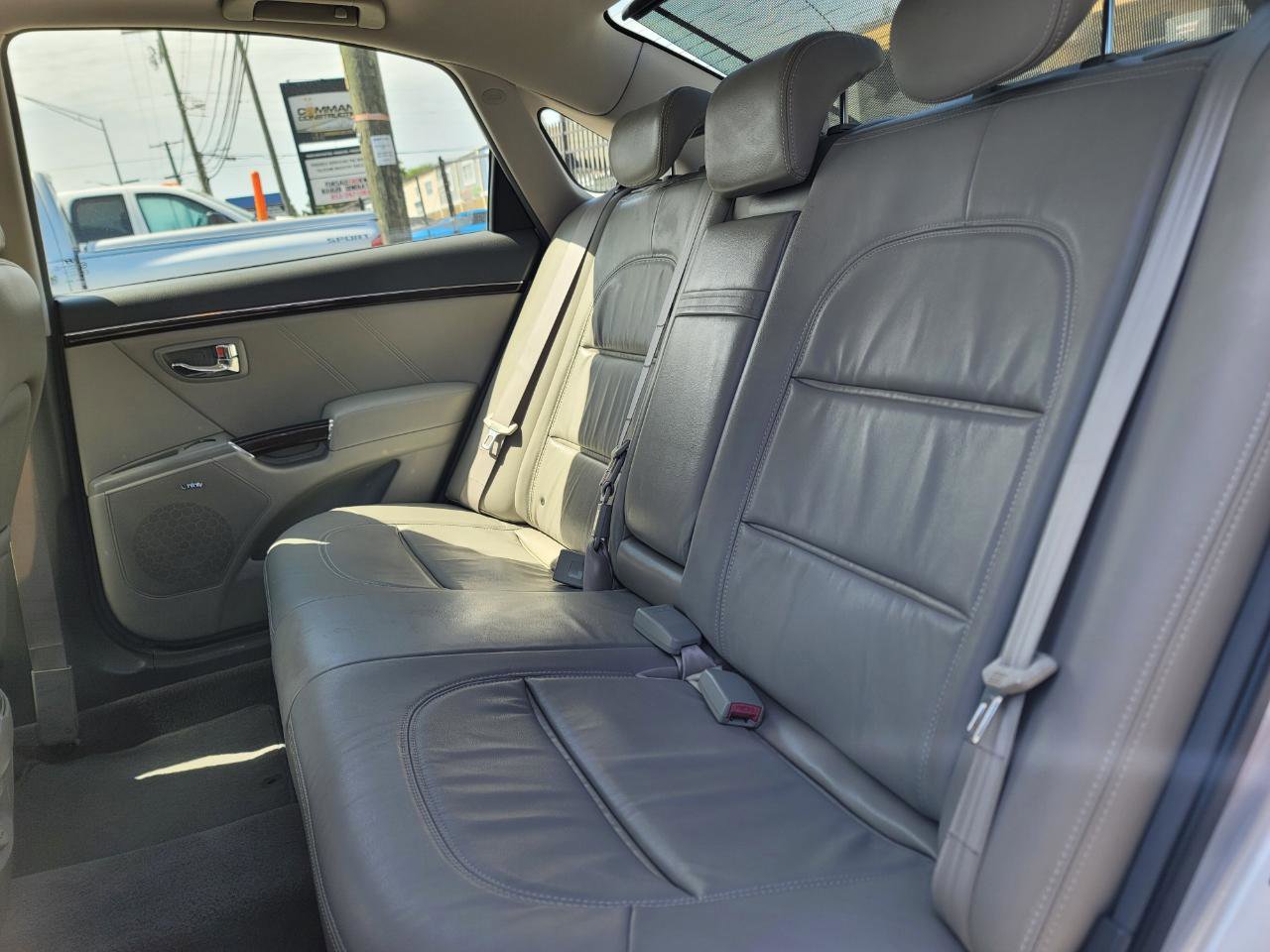 Used 2009 Hyundai Azera Limited w/ Ultimate Pkg 3 FWD image 14