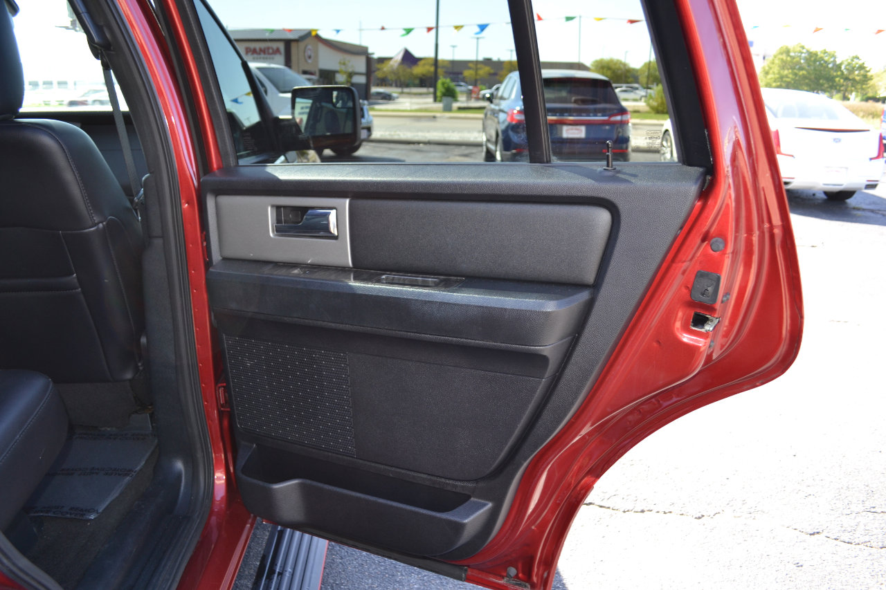 Used 2016 Ford Expedition Limited w/ Equipment Group 301A image 43
