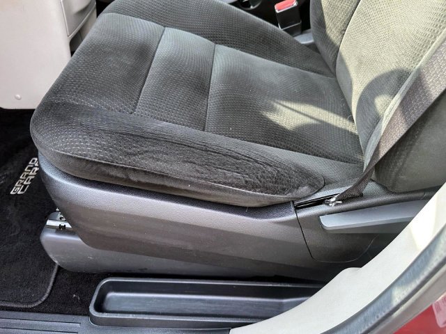 Used 2016 Dodge Grand Caravan American Value Package FWD image 17