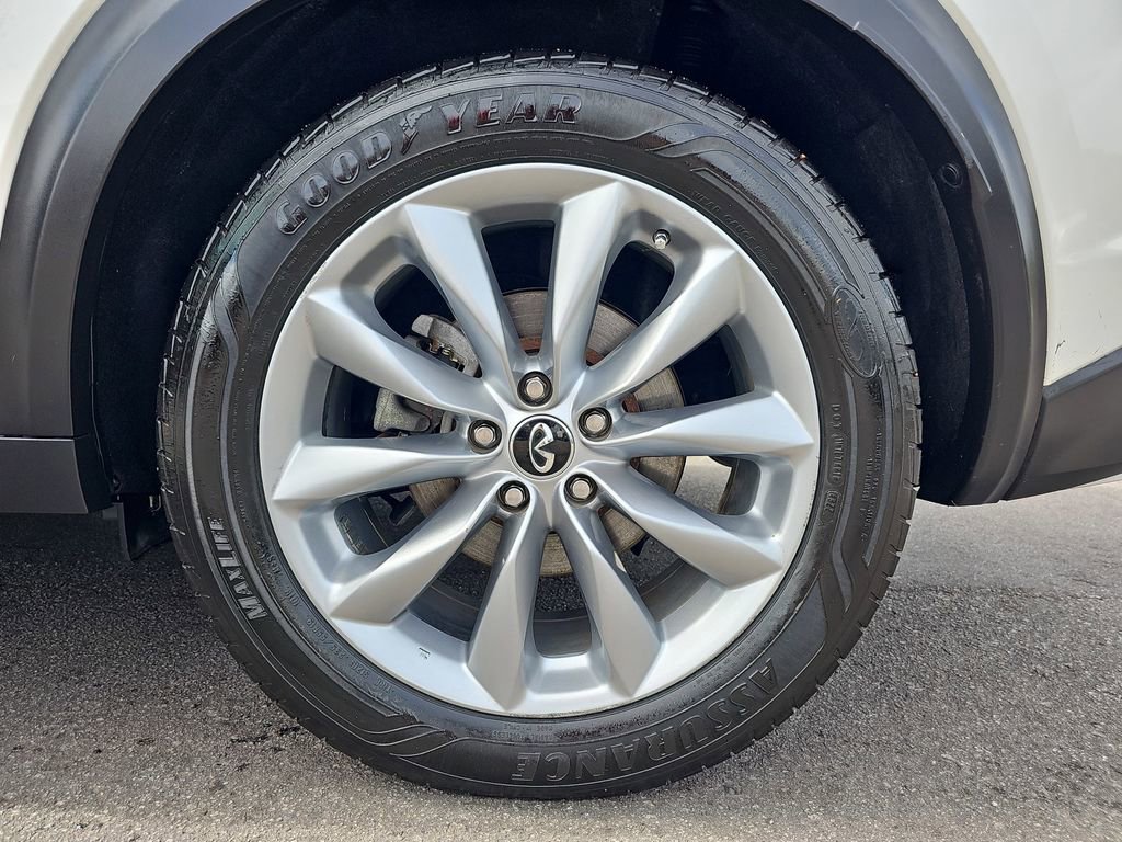 Used 2019 INFINITI QX50 Luxe w/ Navigation Package image 37