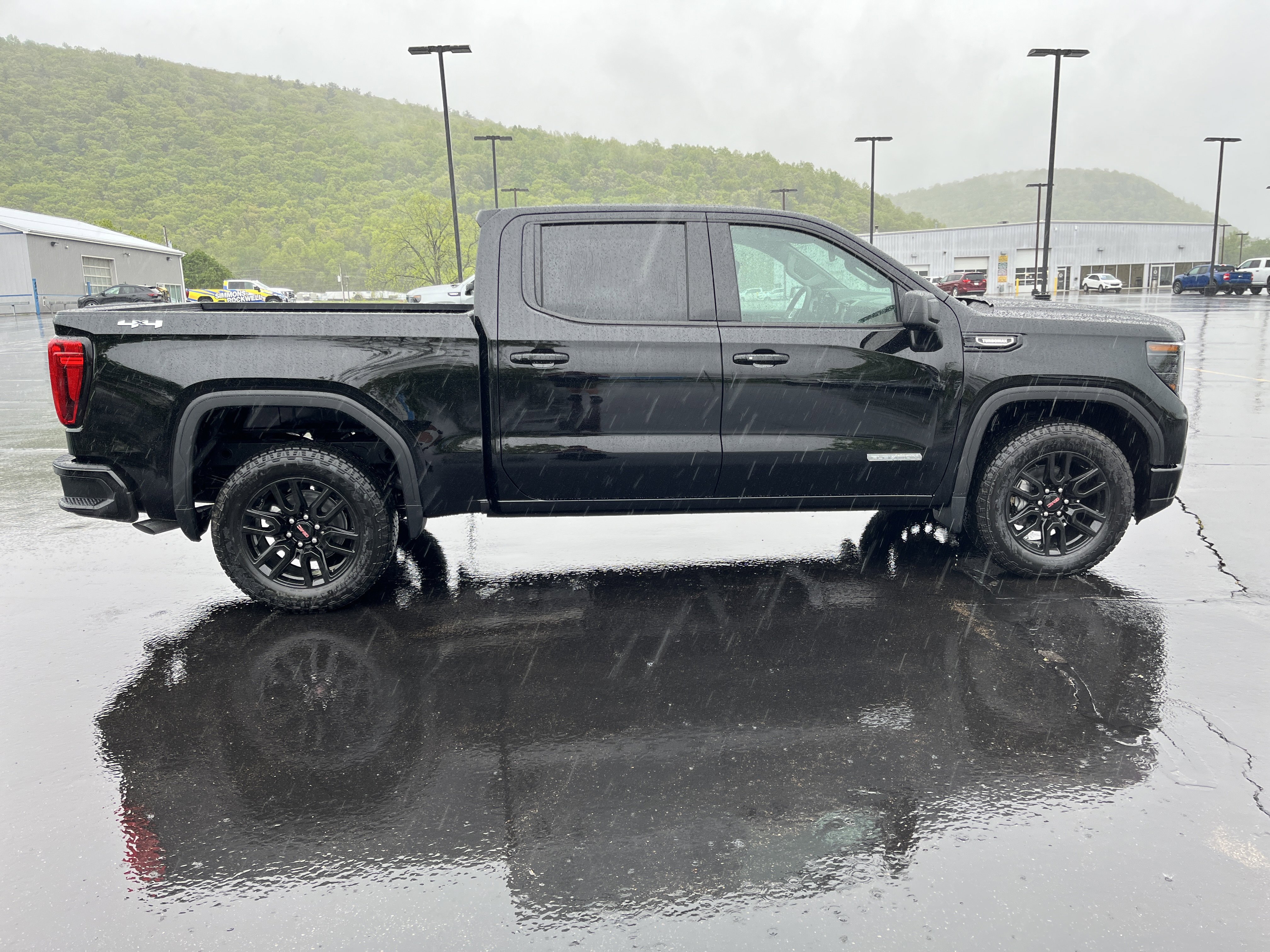 New 2026 GMC Sierra 1500 Elevation AWD/4WD image 8