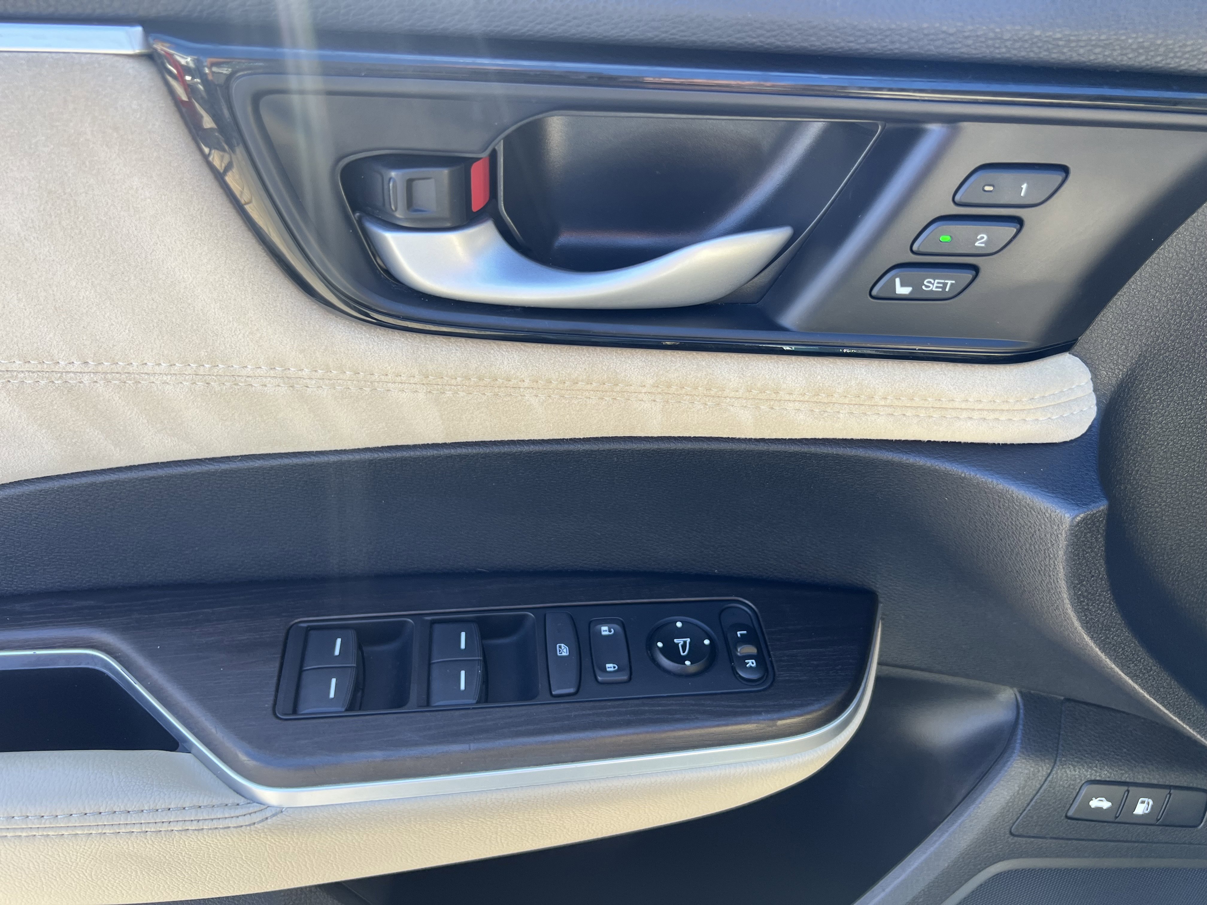 Used 2020 Honda Clarity Touring image 15