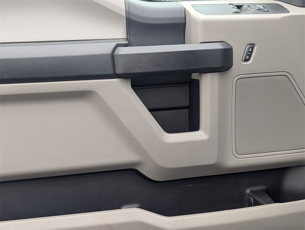 Used 2019 Ford F250 XL w/ Power Equipment Group image 13