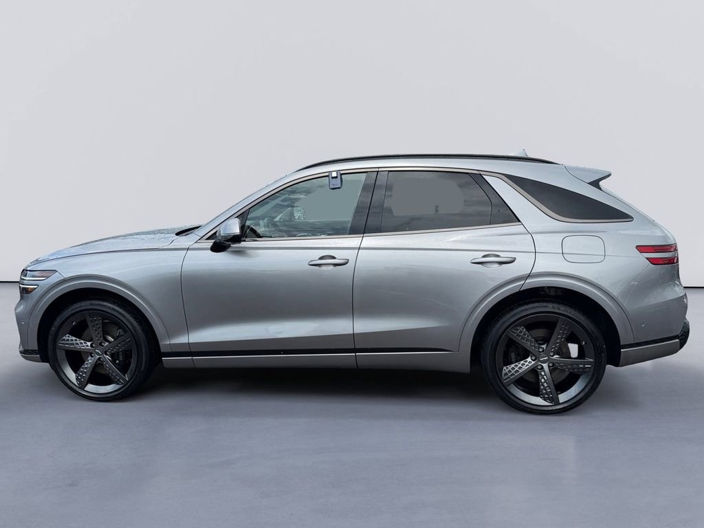 Used 2023 Genesis GV70 2.5T w/ Sport Prestige Package AWD/4WD image 6