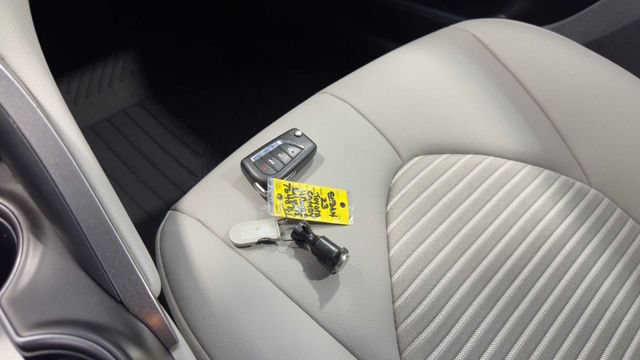 Used 2023 Toyota Camry SE FWD image 24