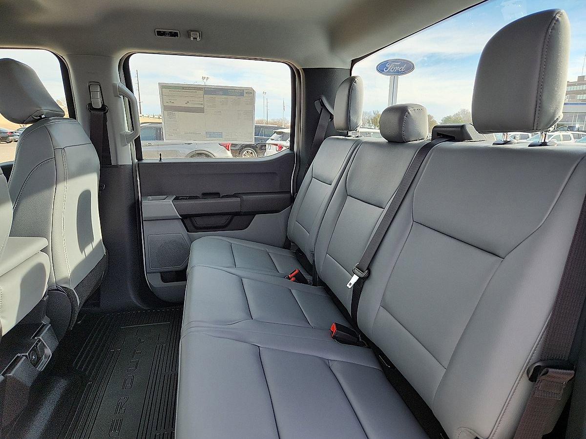 New 2026 Ford F350 XL w/ XL Chrome Package image 5