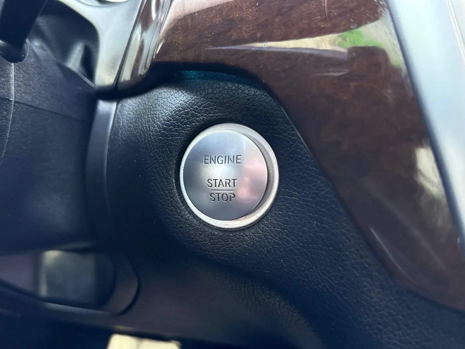 Used 2015 Mercedes-Benz GL 450 4MATIC image 35