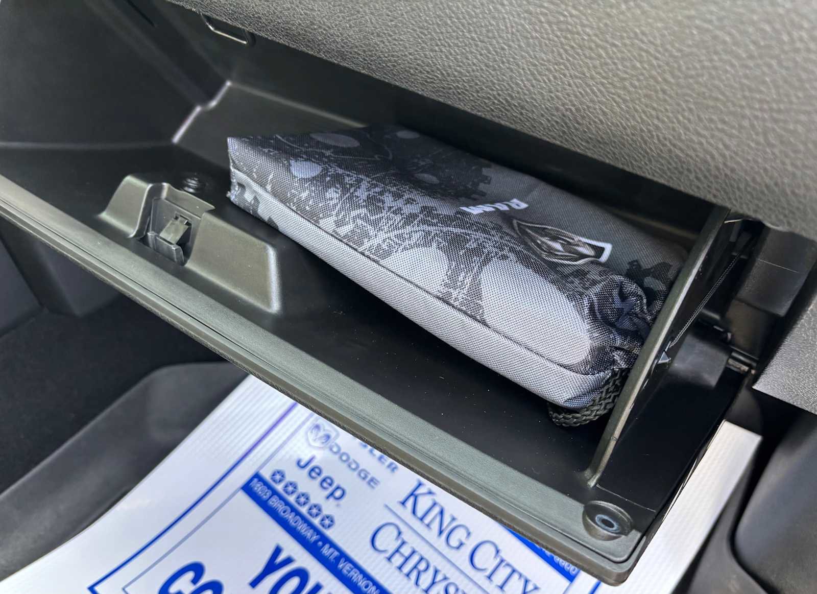 Used 2020 RAM 1500 Classic SLT w/ Luxury Group image 14