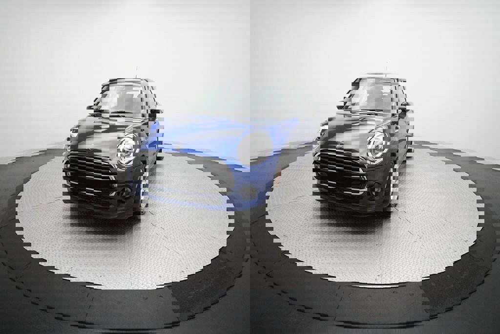 Used 2020 MINI Cooper 4-Door Hardtop image 33