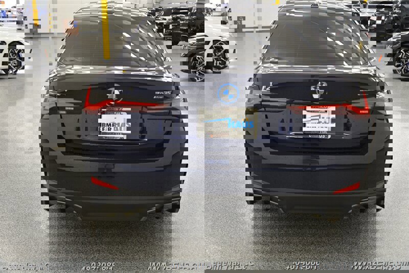 Used 2023 BMW i4 eDrive35 w/ Premium Package image 9