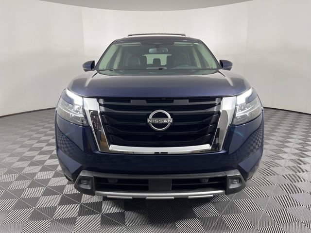 Used 2022 Nissan Pathfinder SL w/ SL Premium Package image 3