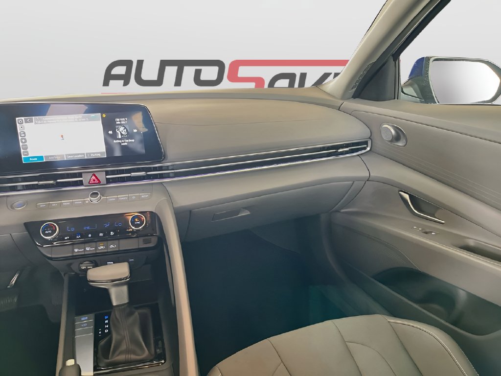 Used 2024 Hyundai Elantra SEL FWD image 23