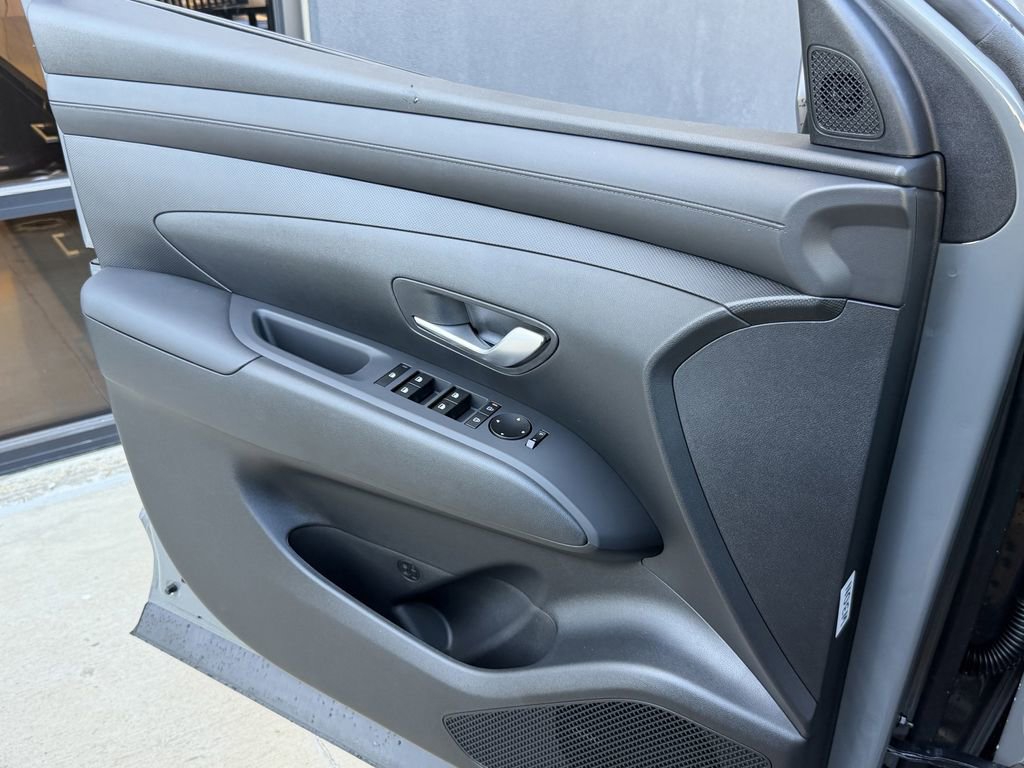 New 2026 Hyundai Tucson SE image 21
