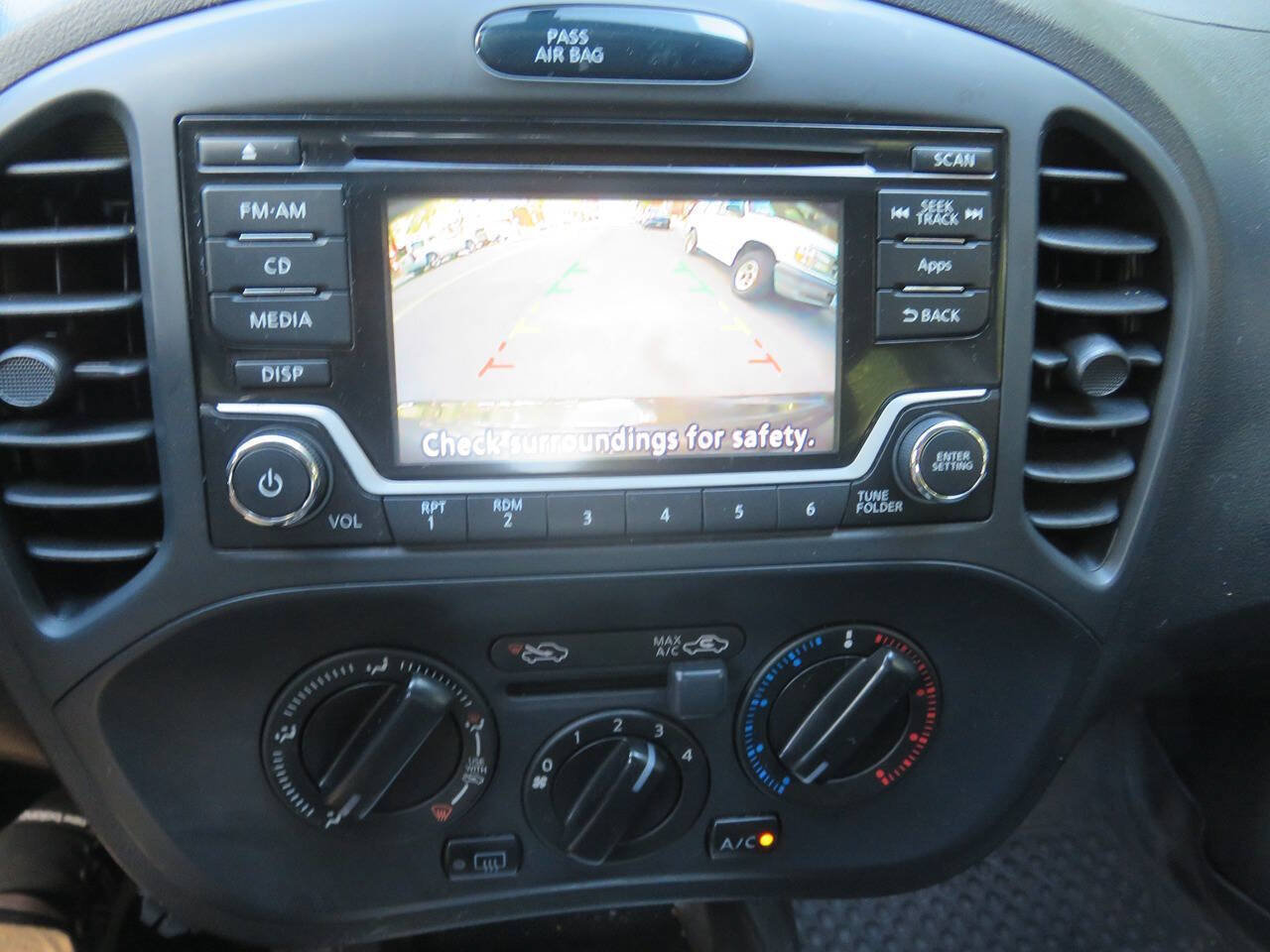 Used 2016 Nissan Juke S AWD/4WD image 18