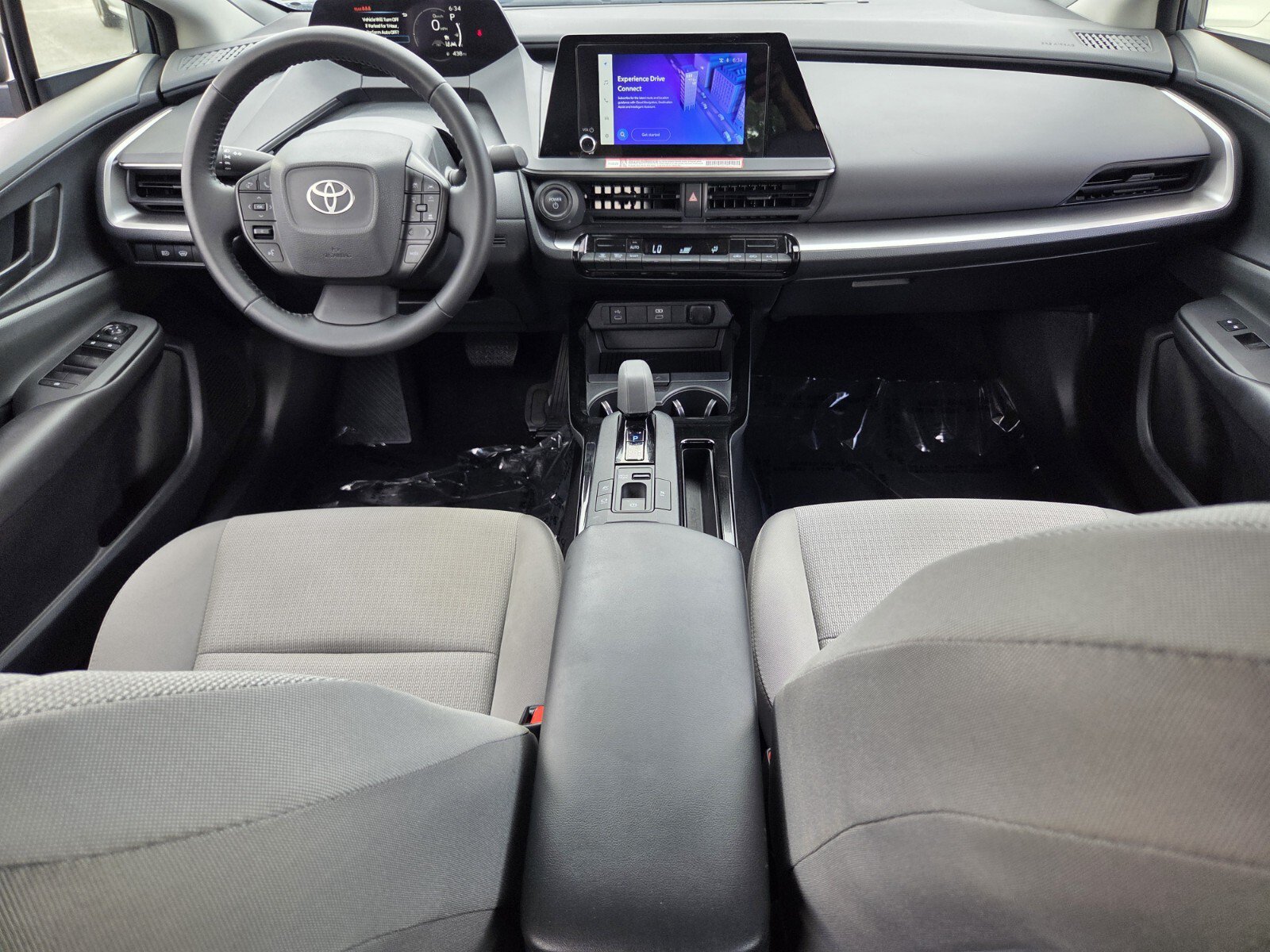 Used 2024 Toyota Prius LE FWD image 13