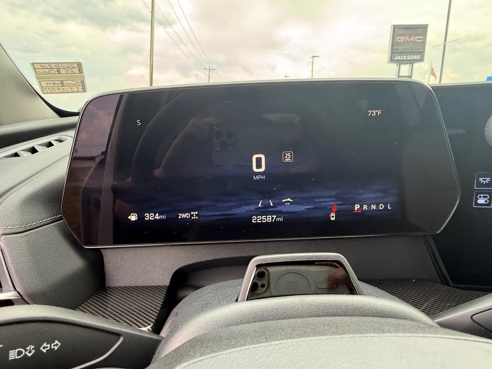 Used 2025 Chevrolet Traverse High Country w/ LPO, Floor Liner Package AWD/4WD image 22