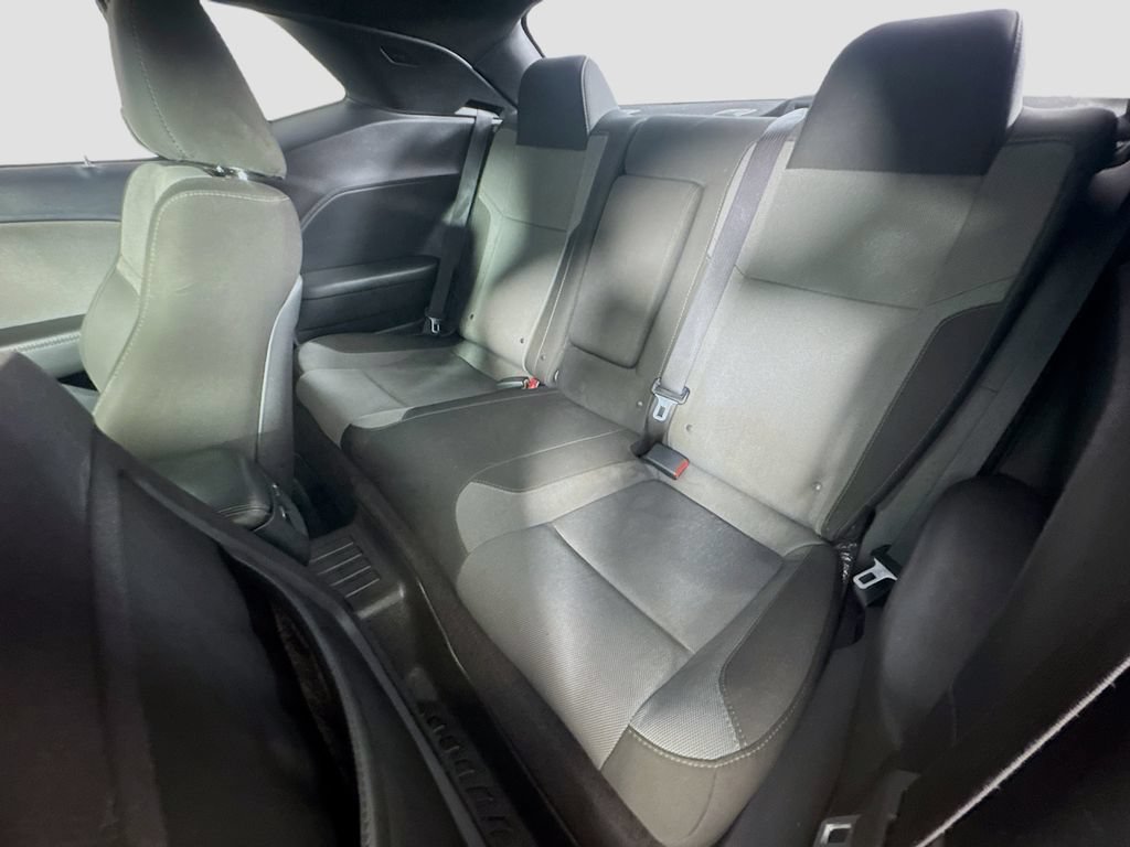 Used 2016 Dodge Challenger SXT RWD image 24