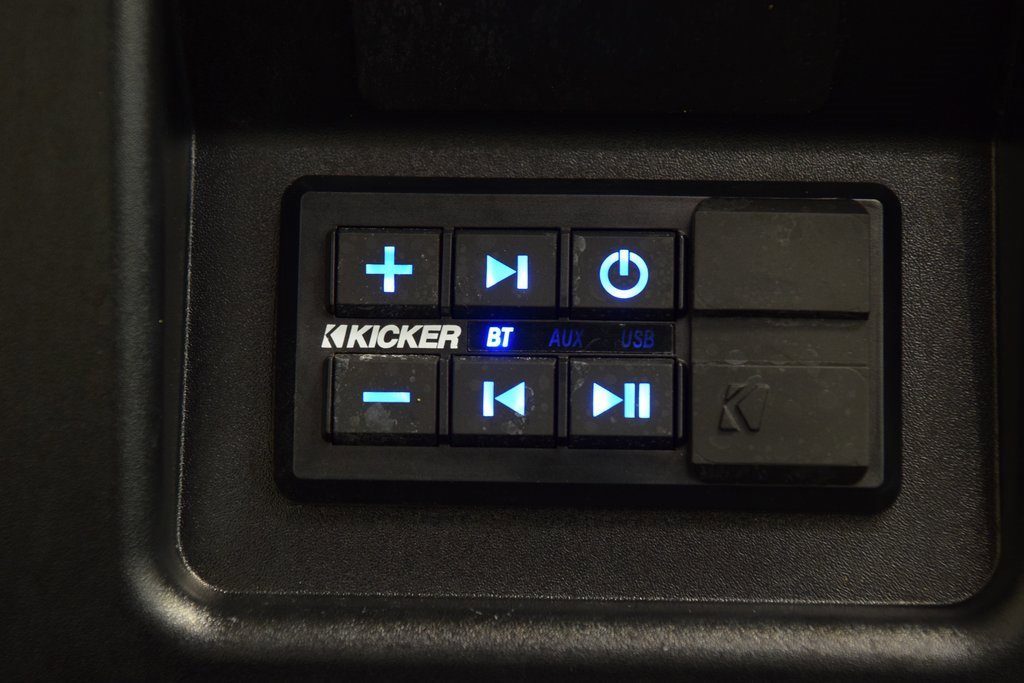 Used 2024 GMC Sierra 2500 AT4 w/ Technology Package image 24