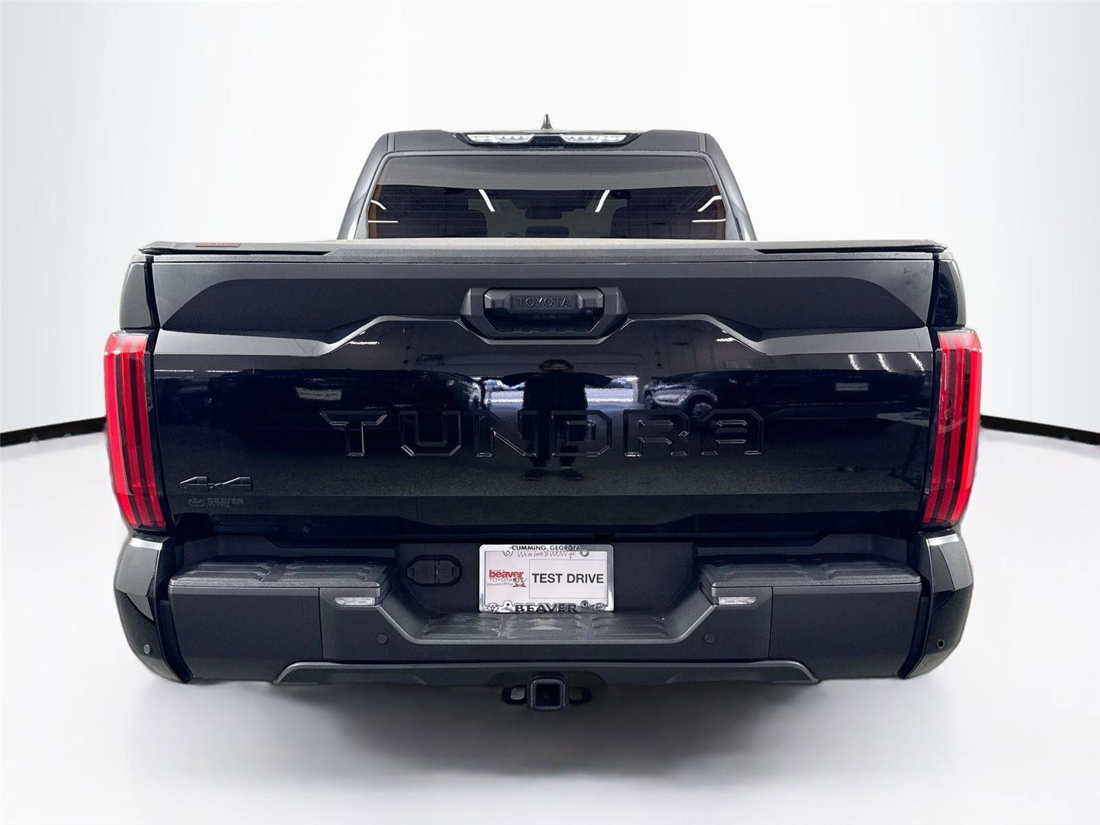 Used 2023 Toyota Tundra SR5 w/ SR5 Convenience Package AWD/4WD image 12