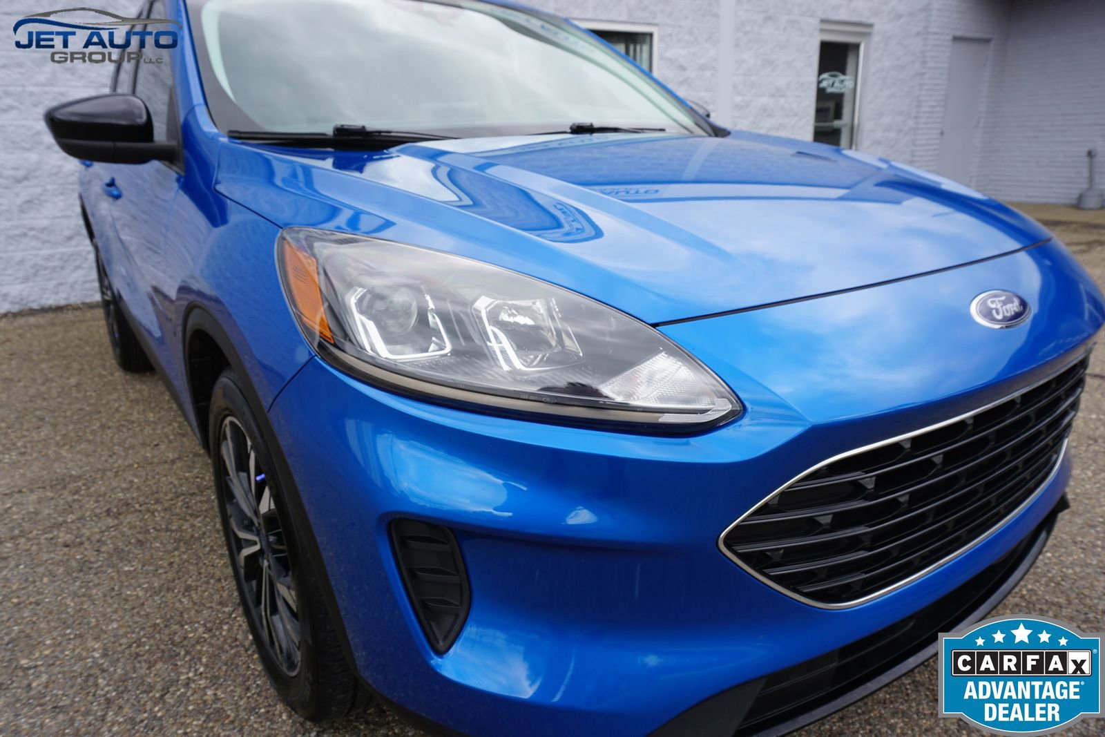 Used 2021 Ford Escape SE w/ SE Sport Appearance Package AWD/4WD image 7