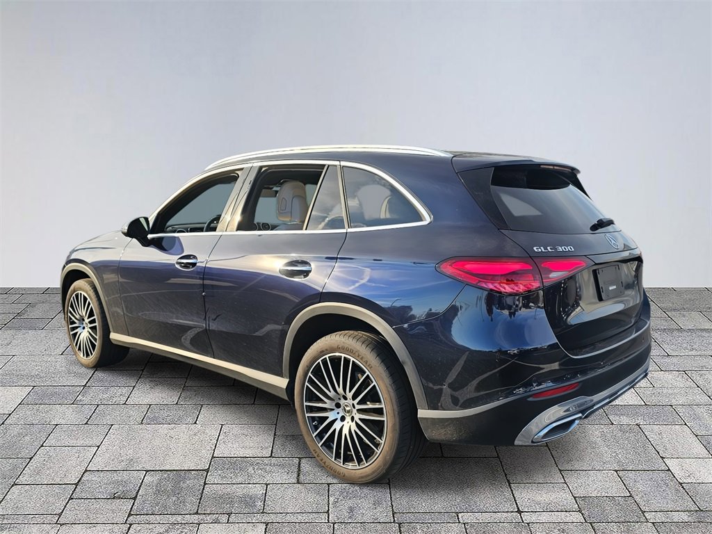 Certified 2024 Mercedes-Benz GLC 300 4MATIC image 5