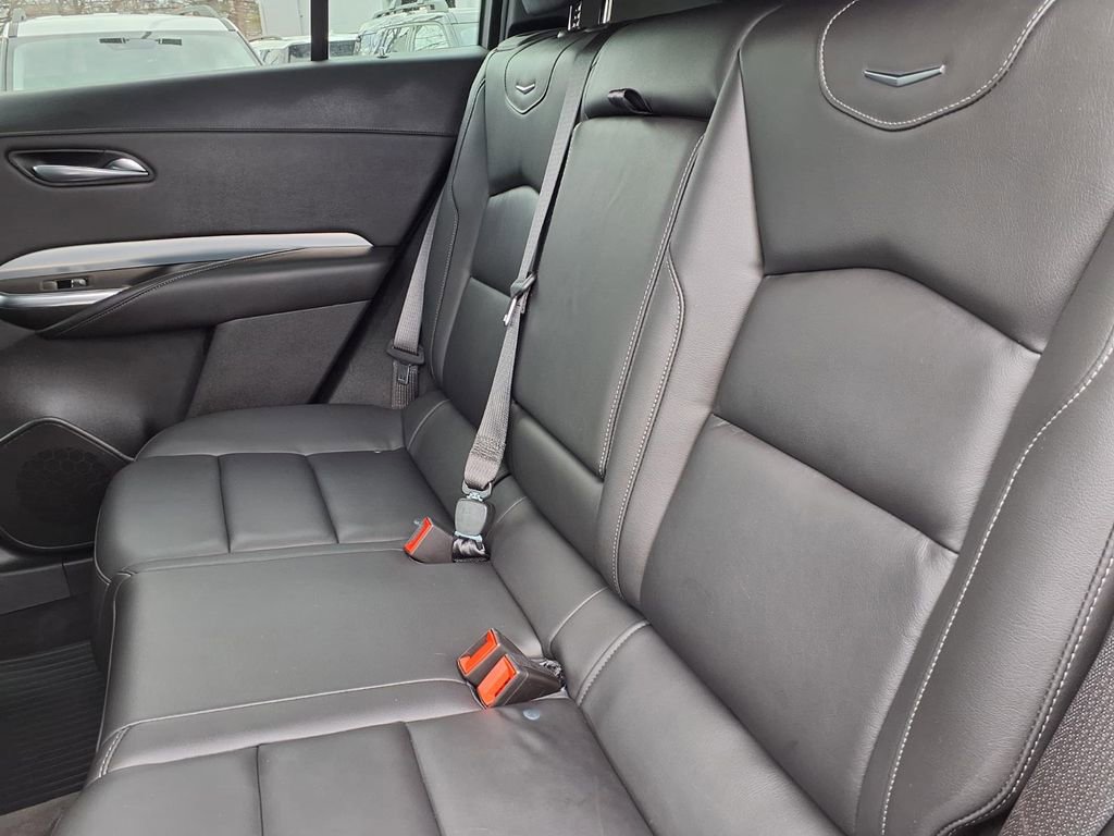 Used 2021 Cadillac XT4 Premium Luxury w/ Cold Weather Package image 7