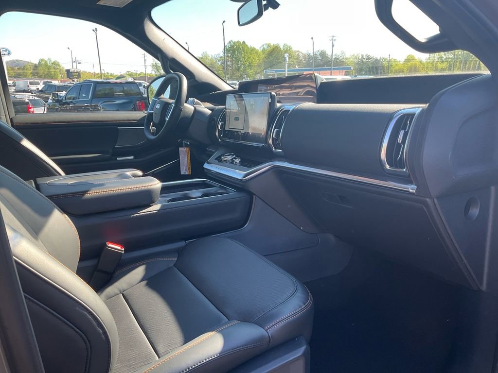 New 2026 Ford Expedition Tremor image 11
