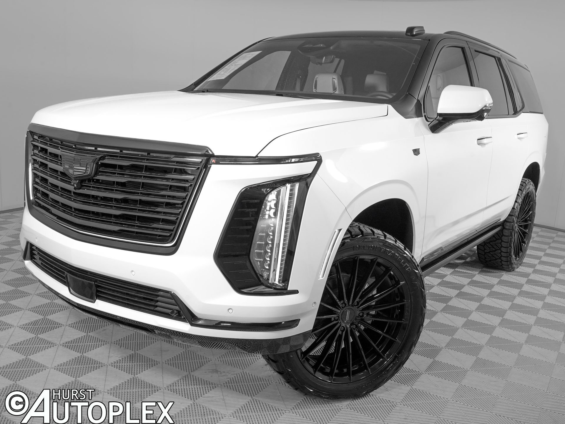 Used 2026 Cadillac Escalade Platinum Luxury w/ LPO, Floor Liner Package AWD/4WD image 1