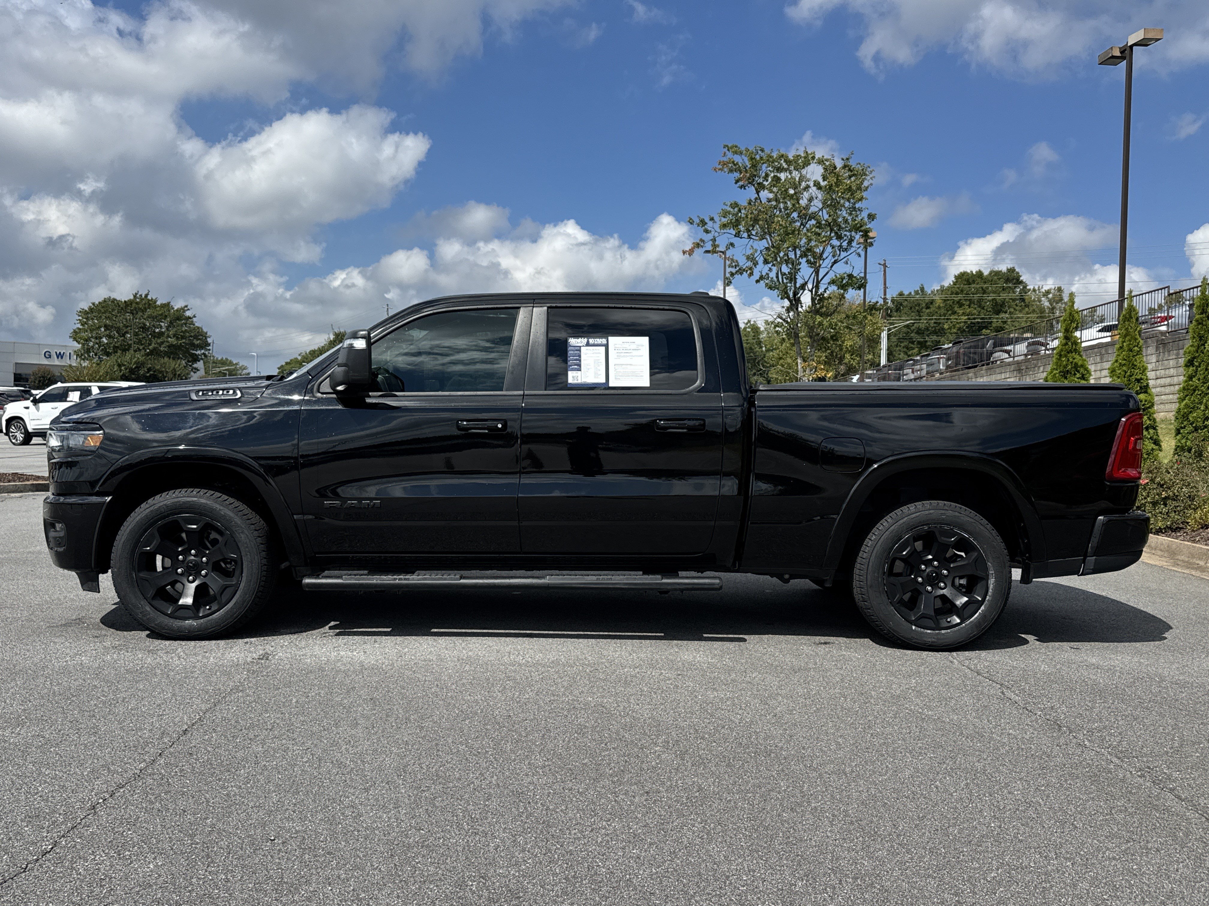 Used 2025 RAM 1500 Big Horn AWD/4WD image 7