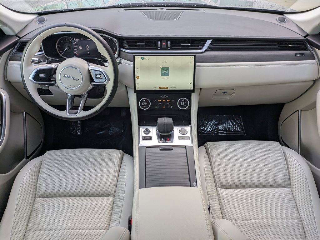 Used 2021 Jaguar F-PACE S image 17