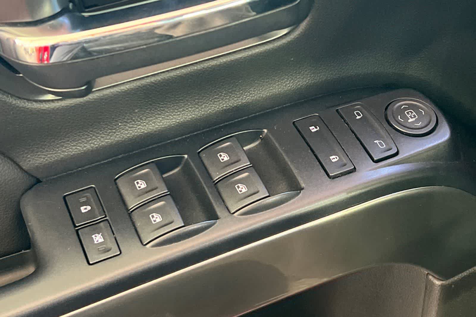 Used 2018 Chevrolet Silverado 1500 LT w/ All Star Edition RWD image 14
