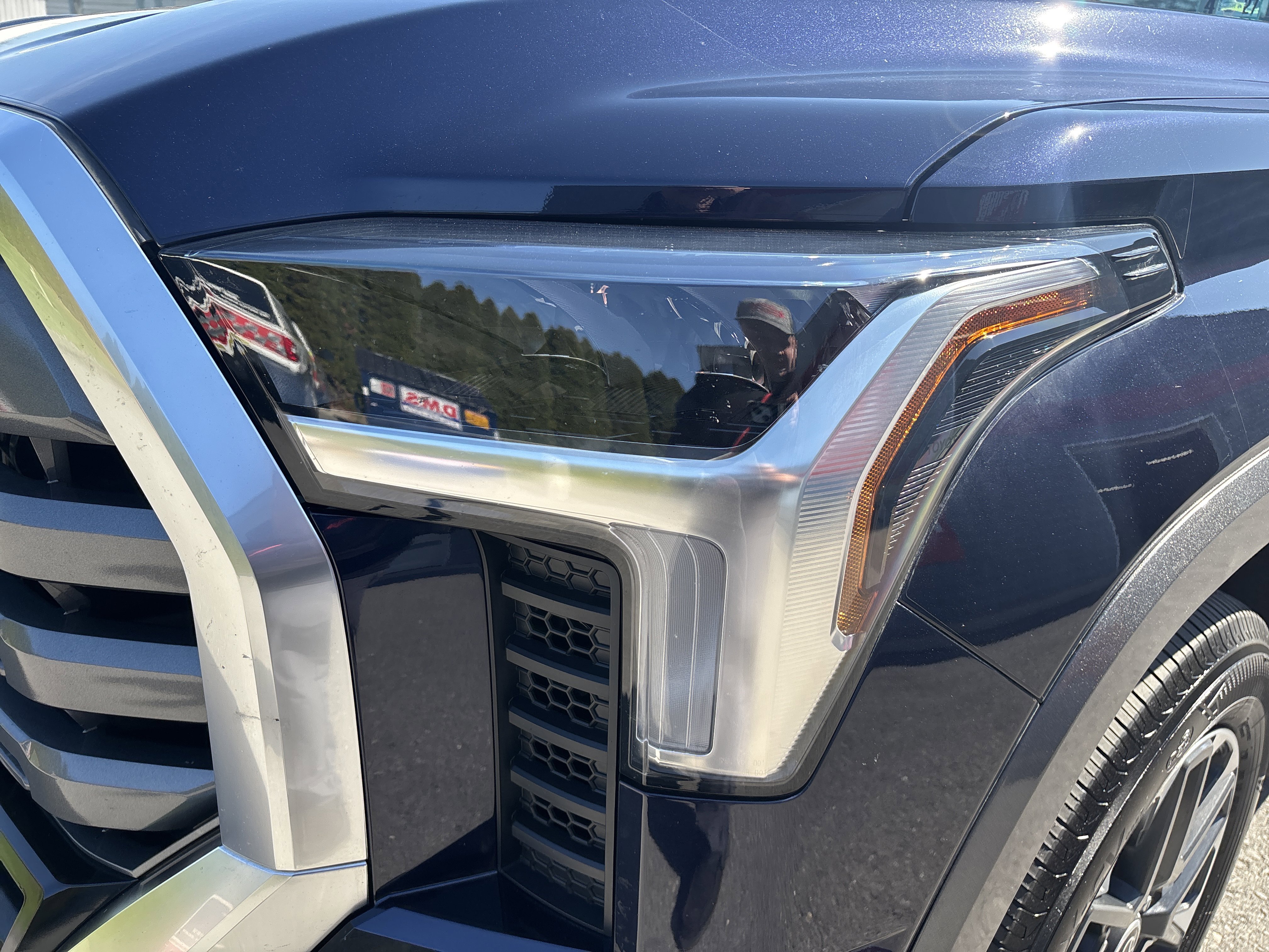 Used 2024 Toyota Tundra Limited image 9