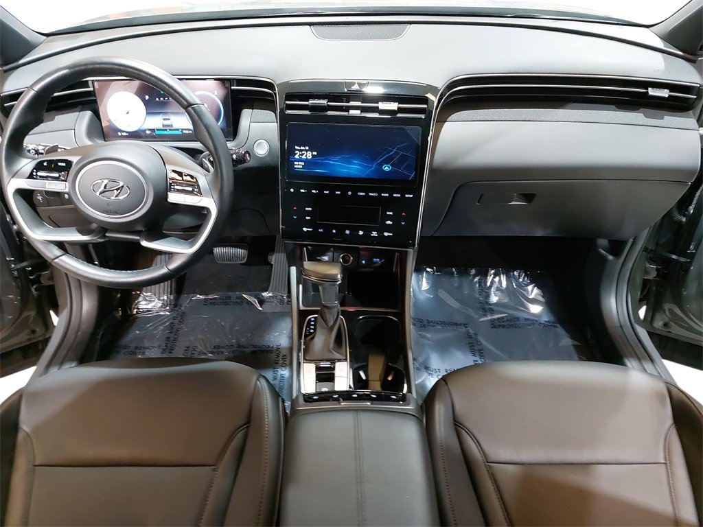 Certified 2024 Hyundai Santa Cruz Limited image 9