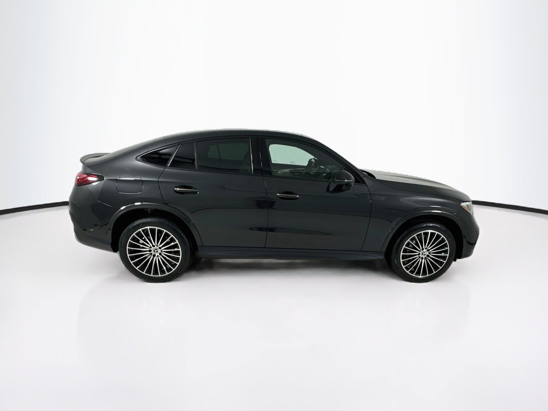 New 2027 Mercedes-Benz GLC 300 4MATIC image 9