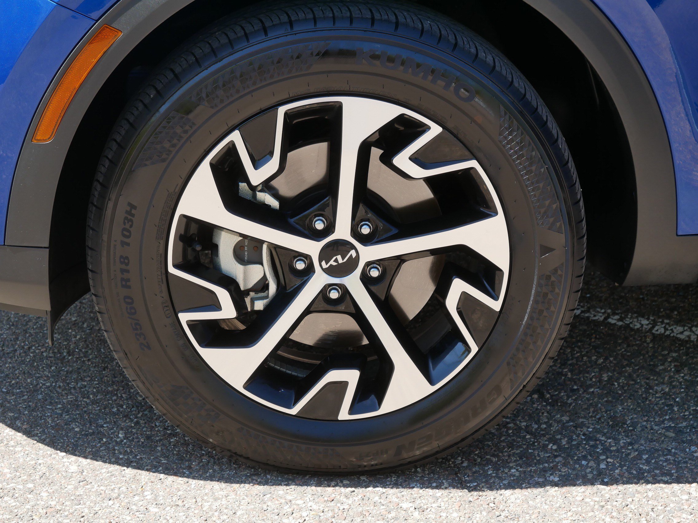 Certified 2023 Kia Sportage EX AWD/4WD image 15
