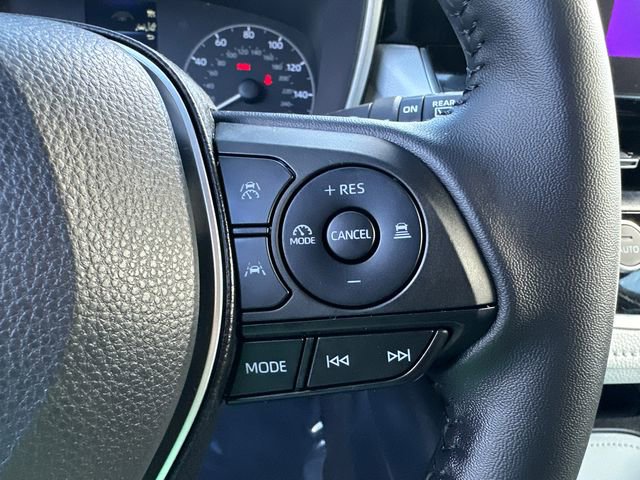 Used 2025 Toyota Corolla SE image 34
