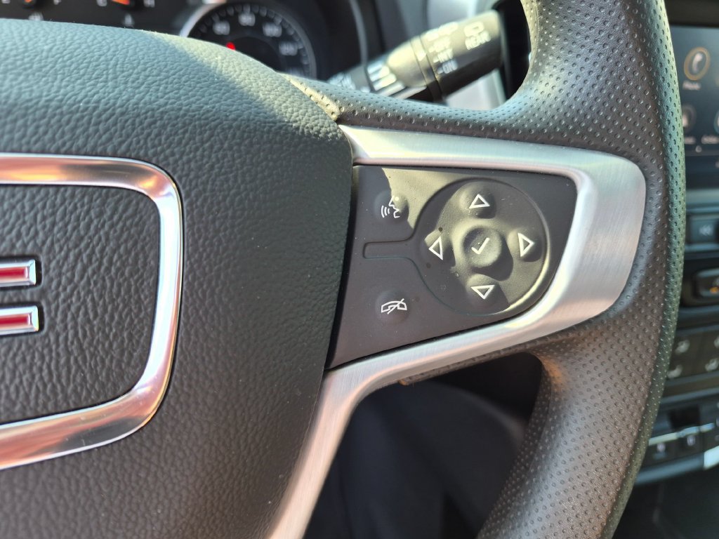 Used 2024 GMC Terrain SLE w/ Elevation Edition FWD image 14
