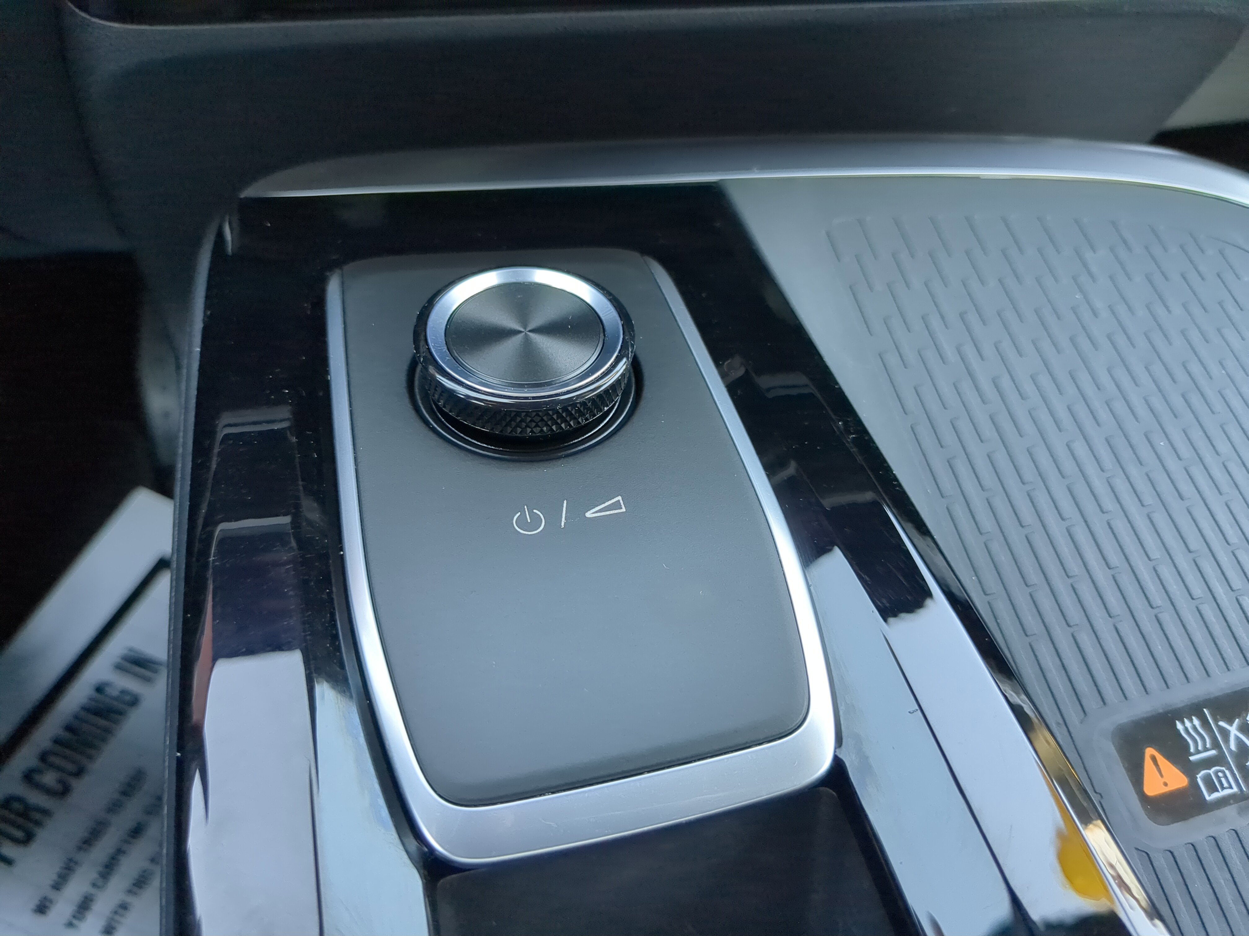 Used 2025 Buick Enclave Preferred image 26