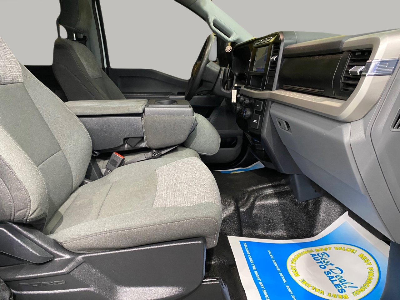 Used 2023 Ford F250 XLT w/ FX4 Off-Road Package image 19