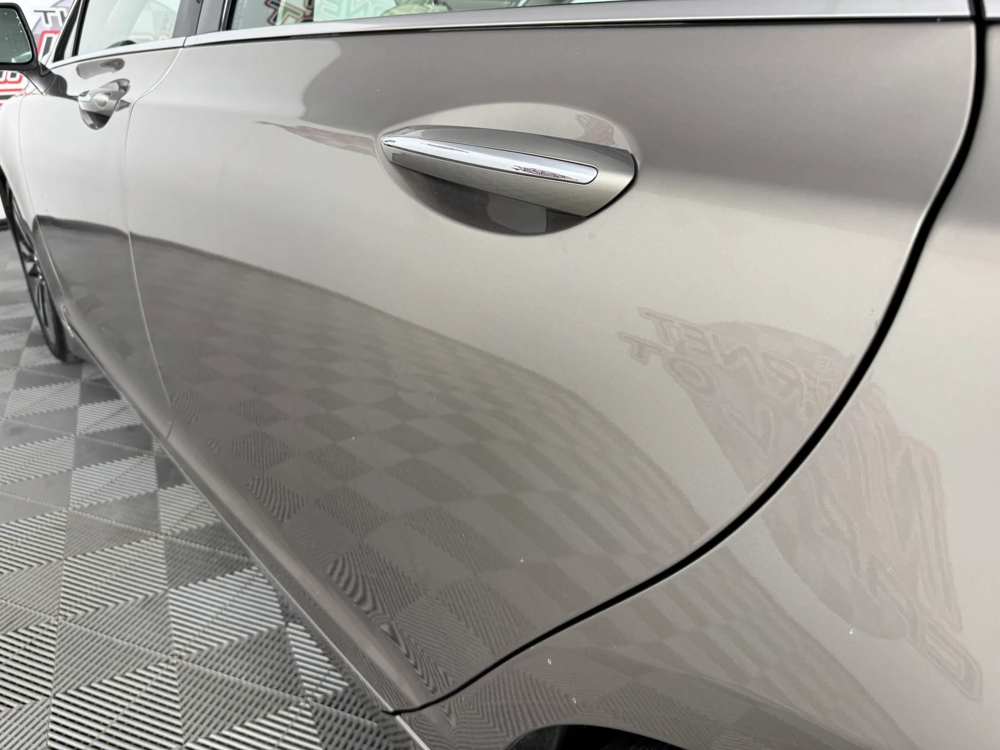 Used 2020 Lincoln MKZ Reserve FWD image 29