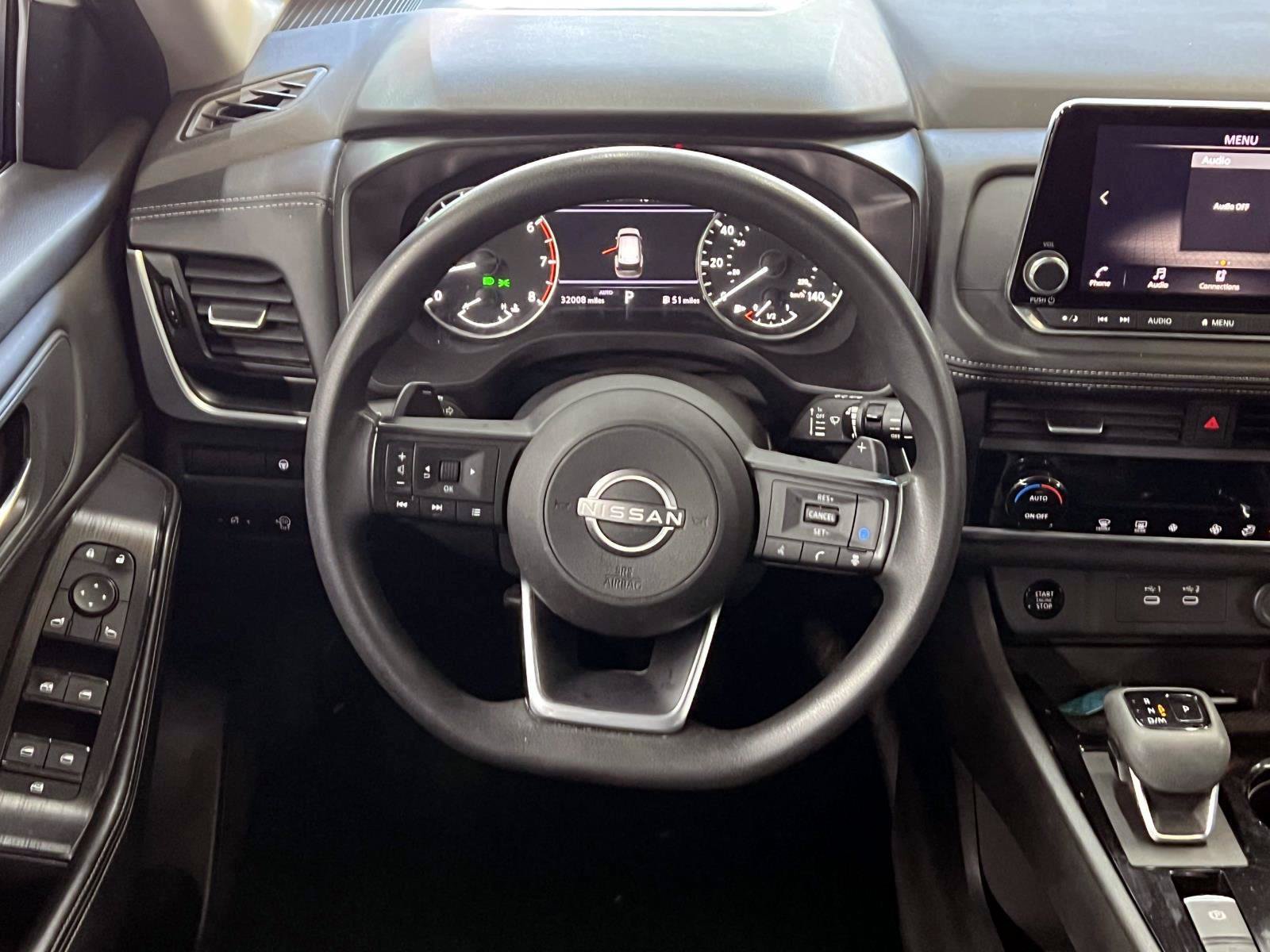 Used 2024 Nissan Rogue SV AWD/4WD image 14