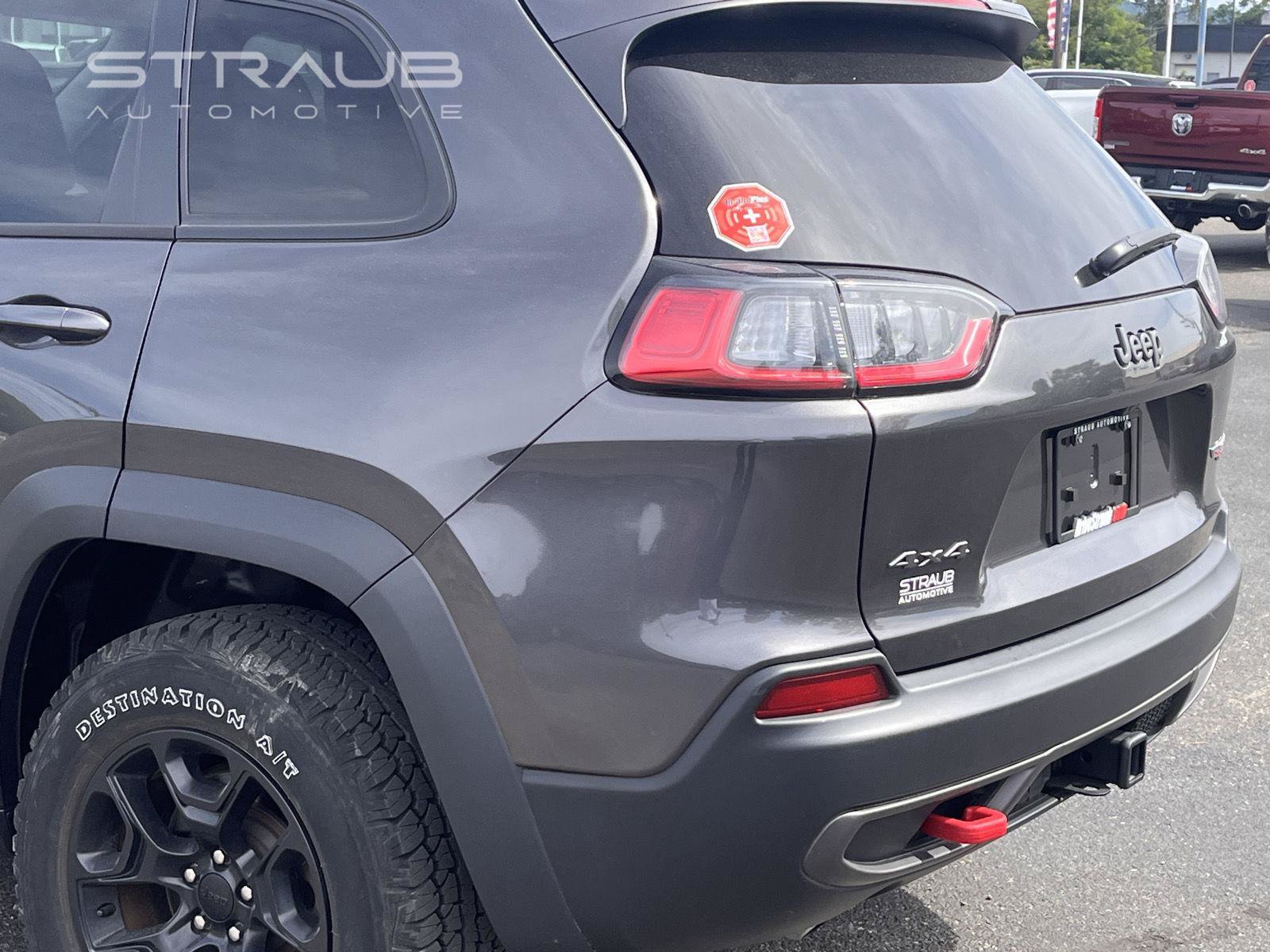 Used 2022 Jeep Cherokee Trailhawk w/ Trailer Tow Group AWD/4WD image 6