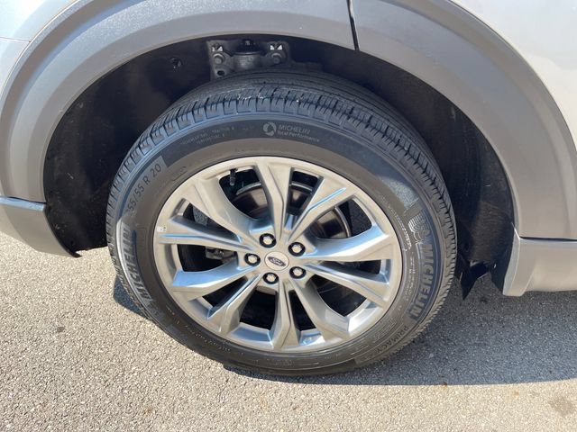 Used 2023 Ford Explorer XLT w/ Equipment Group 202A AWD/4WD image 42