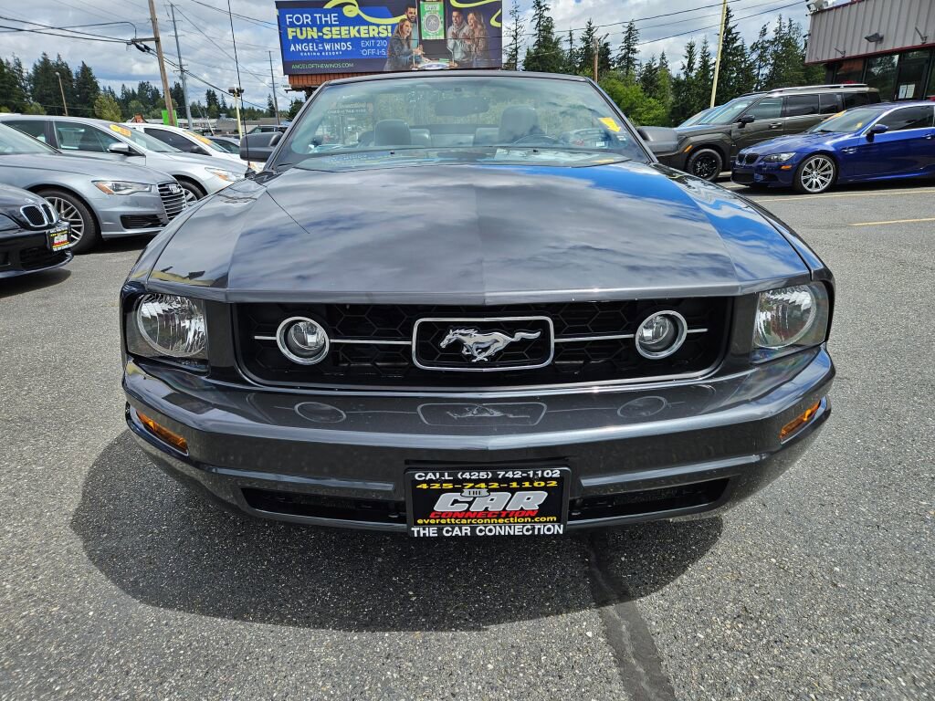 Used 2007 Ford Mustang Premium RWD image 9